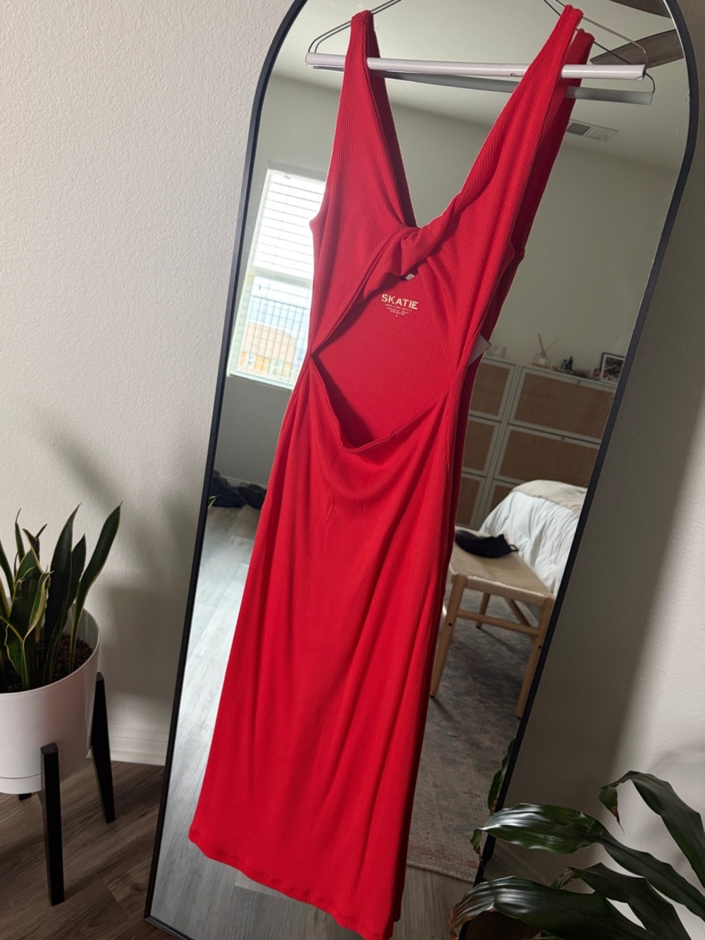 Skatie Red Backless Twist-Front Midi Dress